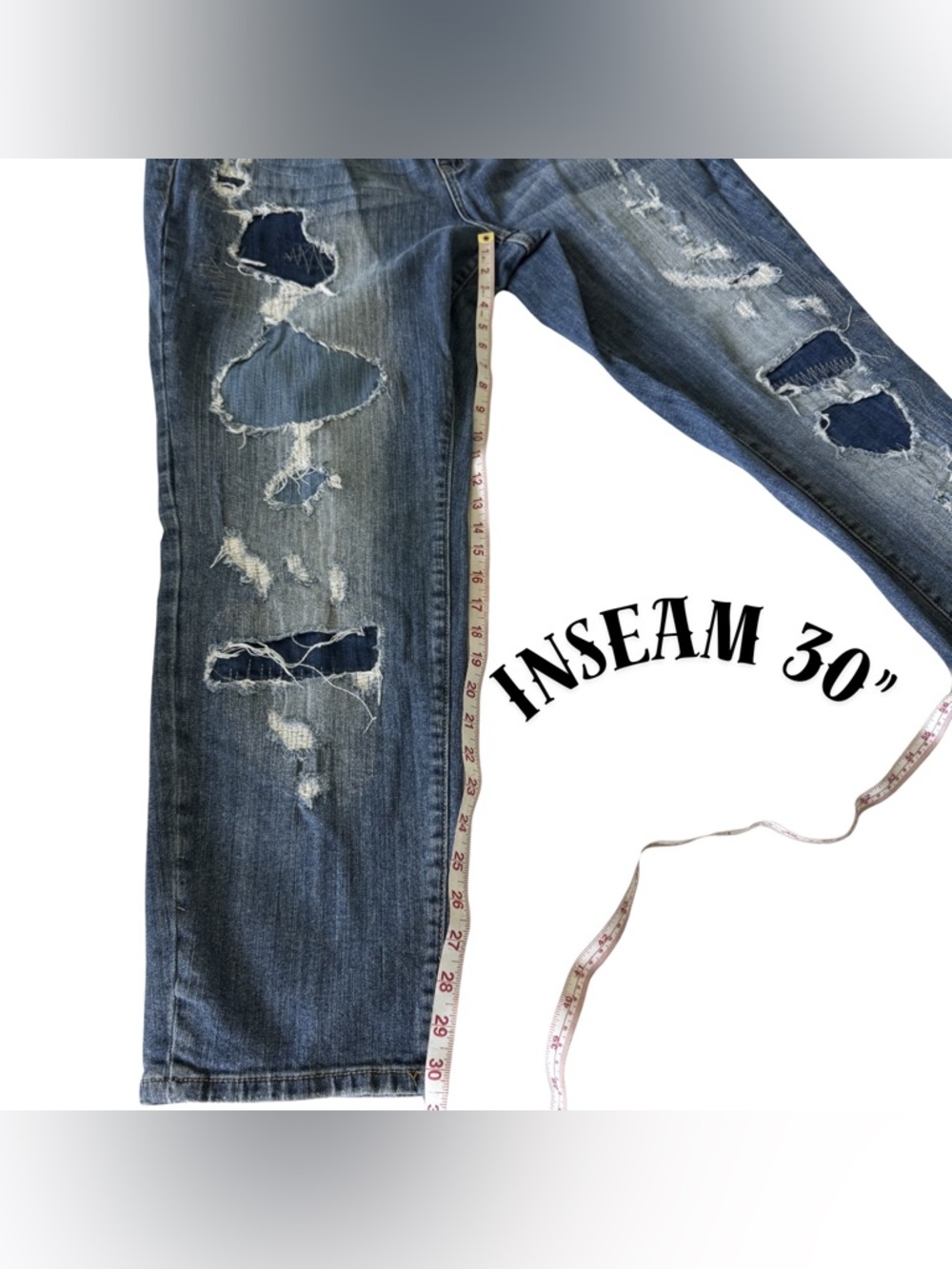 Torrid Distressed Jeans Size 18 Regular Ripped Blue Denim Excellent - Picture 2 of 4